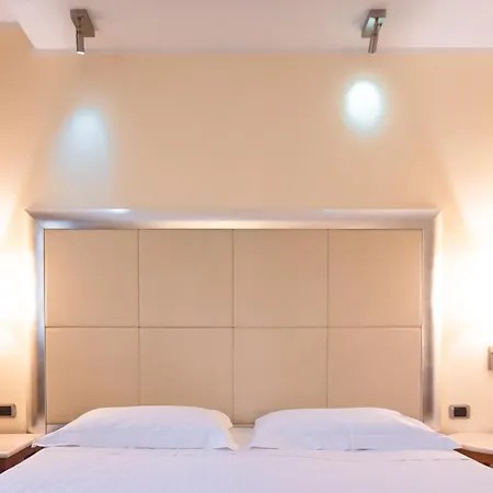 Airone - Ombrellone Incluso Al Bagno Dolce A Marina Dal 1 Giugno Al 28 Settembre Szálloda 4*