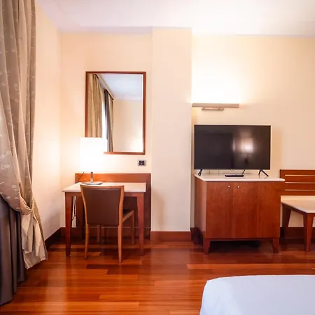 Hotel Airone - Ombrellone Incluso Al Bagno Dolce A Marina Dal 1 Giugno Al 15 Settembre
