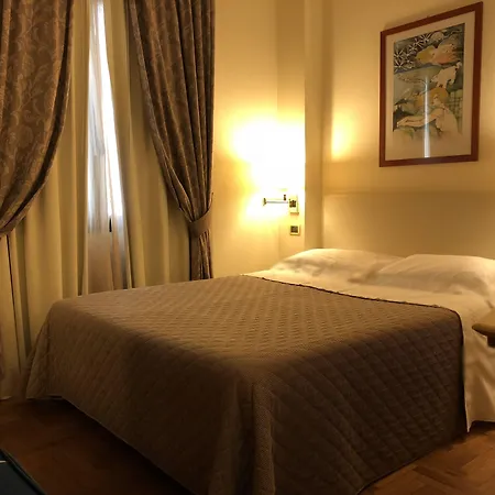 Airone - Ombrellone Incluso Al Bagno Dolce A Marina Dal 1 Giugno Al 28 Settembre 4* Grosseto