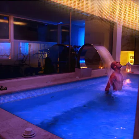 Szálloda Airone - Ombrellone Incluso Al Bagno Dolce A Marina Dal 1 Giugno Al 28 Settembre 4*